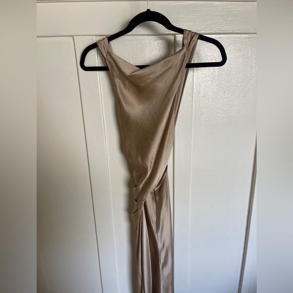 NWOT Reformation Reformation Casette Silk Maxi Dress in Sand Tan - size 6 - Picture 12 of 13